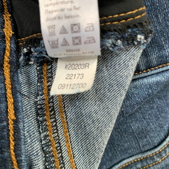 Spanx Womens Skinny Jeans Sz Small Wash Distressed Blue Ankle Stretchy Travel - Picture 10 of 15